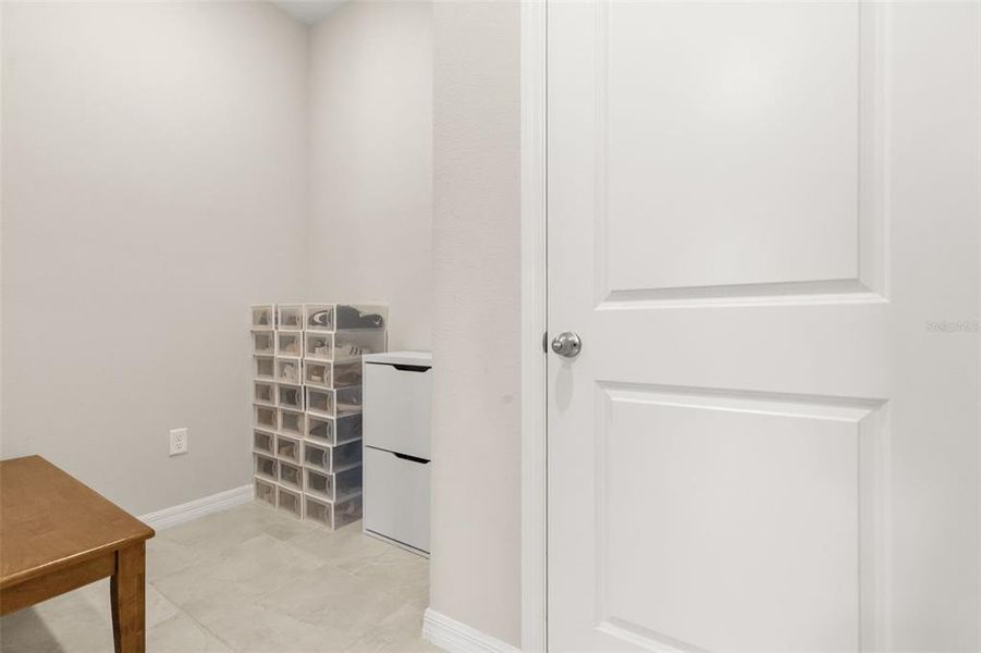 Furnished interior view inside a new home in Deerbrook, Land O' Lakes (Image 33).