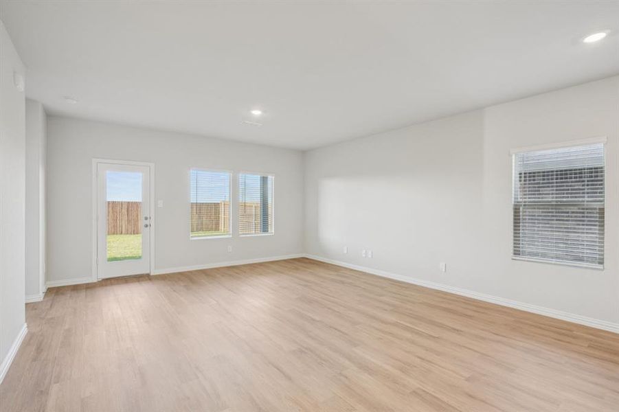 Spacious, unfurnished interior of a new home in River Ridge, Crandall (Image 19). Spacious, unfurnished interior of a new home in River Ridge, Crandall (Image 19).