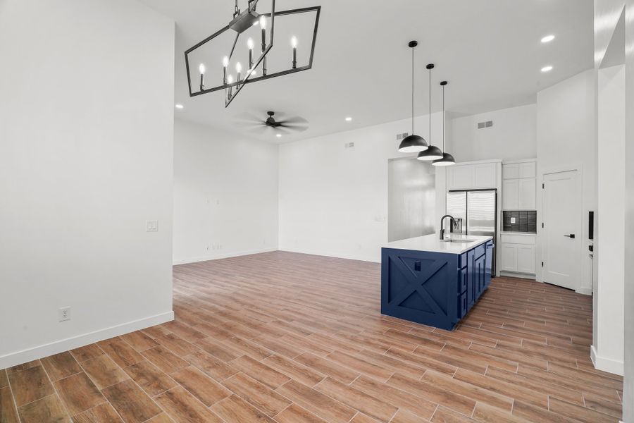 Spacious, unfurnished interior of a new home in Emerald Estates, El Paso (Image 27). Spacious, unfurnished interior of a new home in Emerald Estates, El Paso (Image 27).