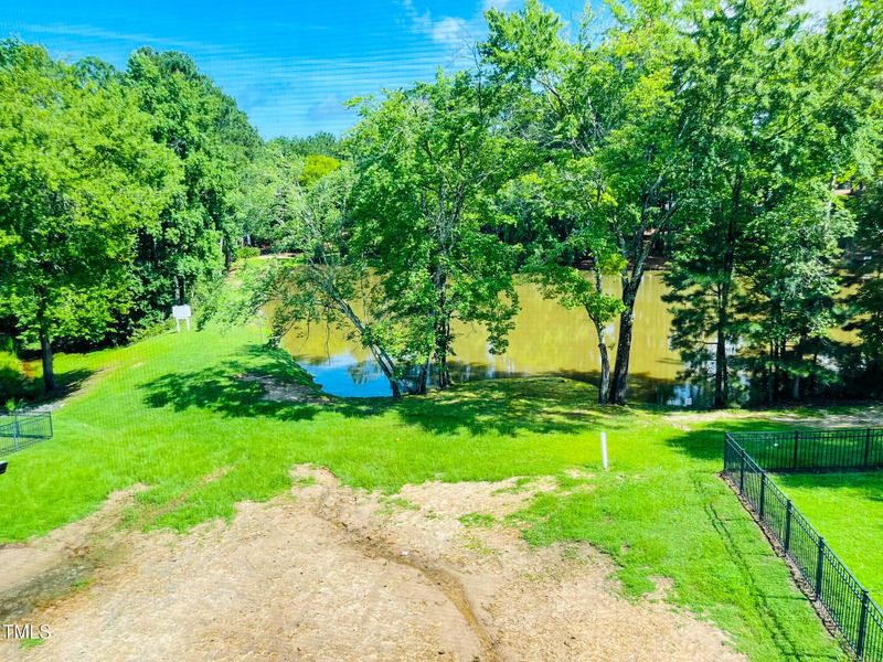 434E1BA4-D93D-4B43-BB55-640EDE14C19A