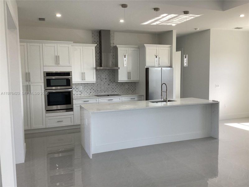 Furnished interior view inside a new home in , Cape Coral (Image 7).