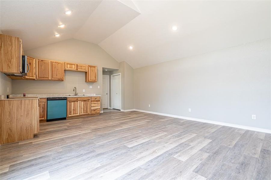 Spacious, unfurnished interior of a new home in , Dublin (Image 11).
