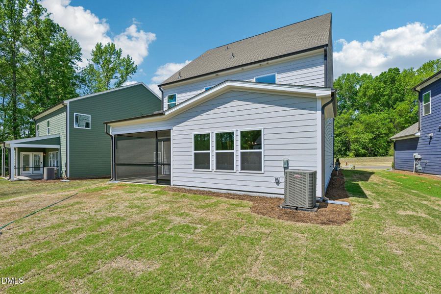 54-web-or-mls-Ken Dr-S2304-054