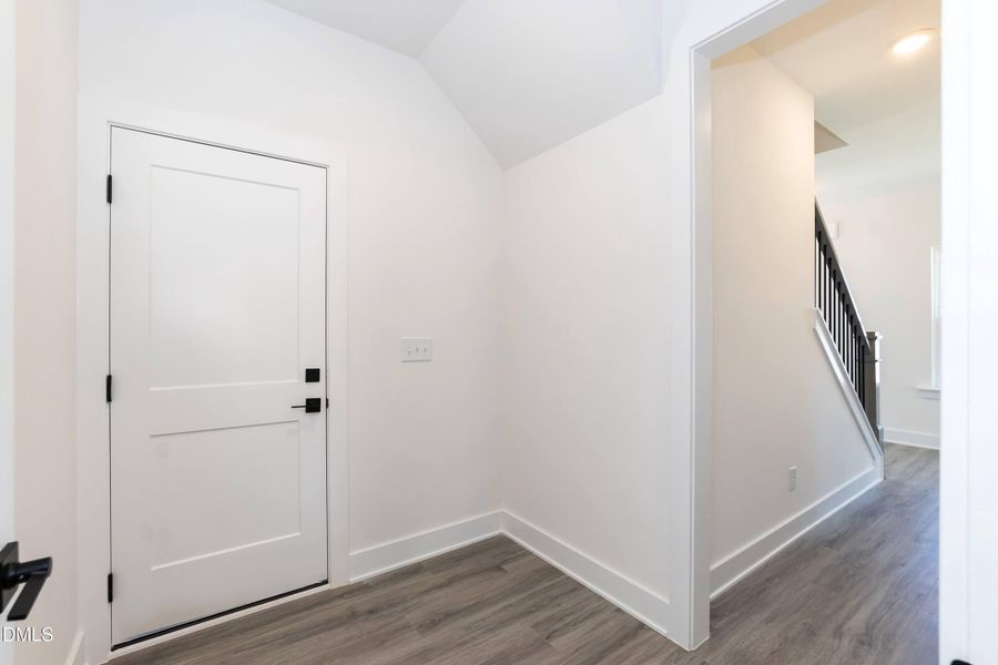 Mud Room 01 Mud Room 01