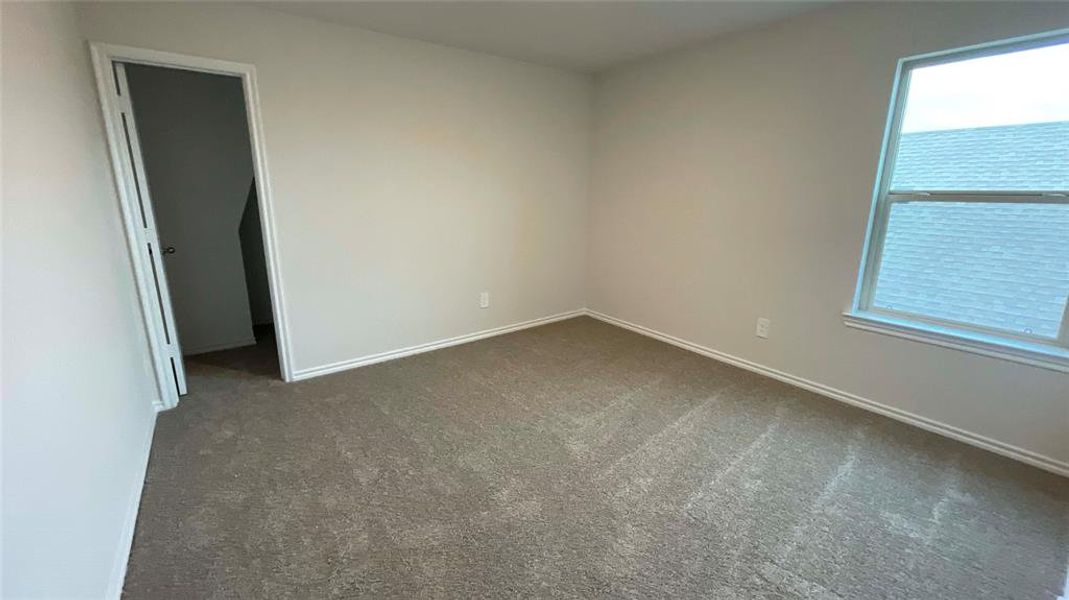 Spacious, unfurnished interior of a new home in Elevon, Lavon (Image 14).