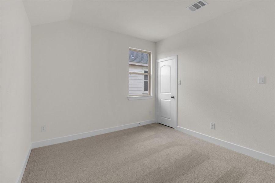 Spacious, unfurnished interior of a new home in Midline, Webster (Image 29). Spacious, unfurnished interior of a new home in Midline, Webster (Image 29).