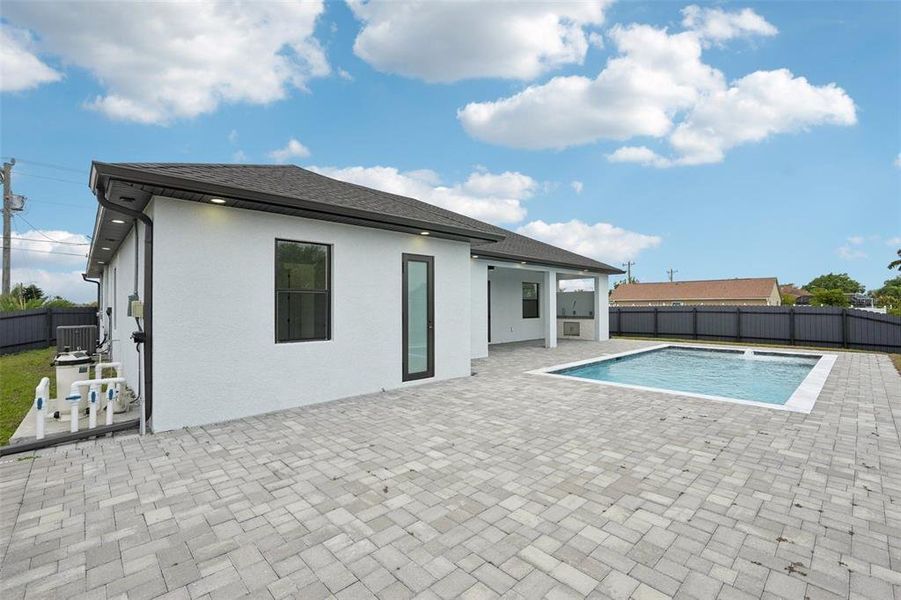 Exterior details and patio area of a home in , Cape Coral (Image 23).