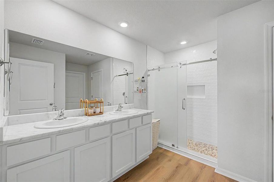 Furnished interior view inside a new home in Mandarin Grove, Palmetto (Image 17).