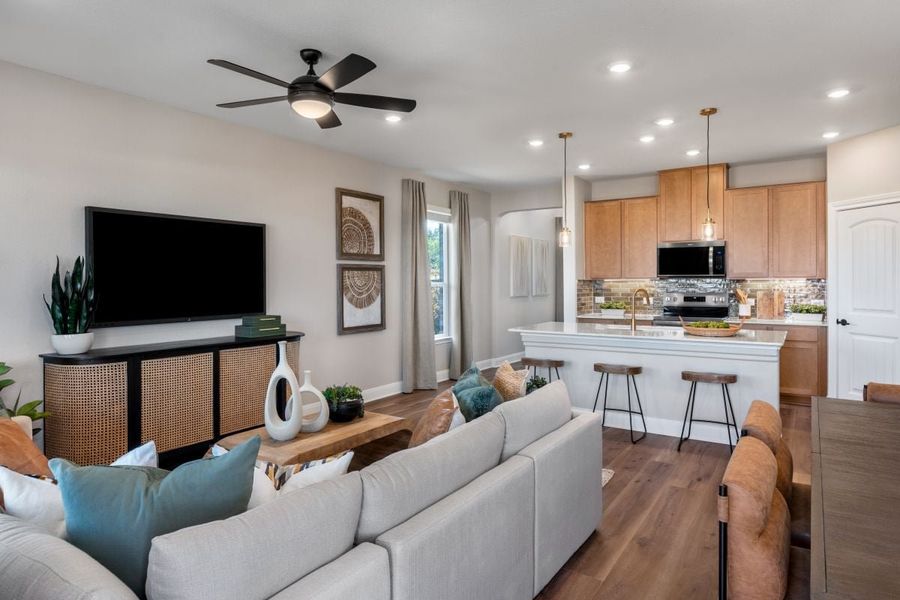 Representative furnished interior of a home built from the 2527 Modeled by KB Home in Creekside at Estancia, Austin (Image 10).