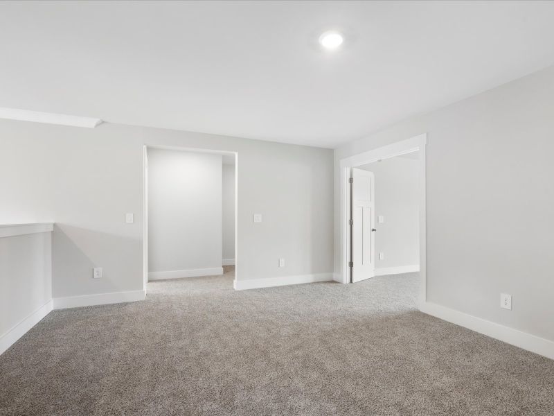 Spacious, unfurnished interior of a new home in Cedar Shoals - Signature Collection, Piedmont (Image 13).