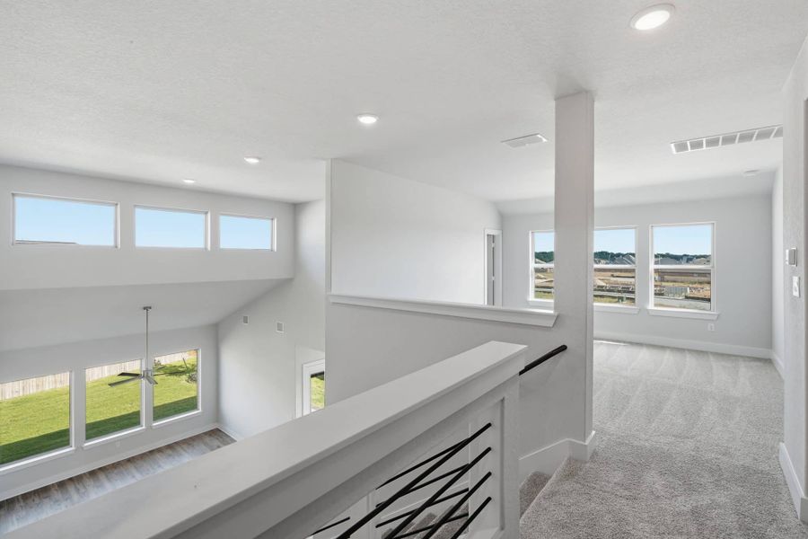 Spacious, unfurnished interior of a new home in Alsatian Oaks, Castroville (Image 41).