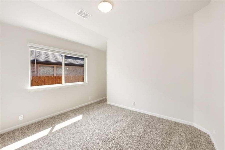 Spacious, unfurnished interior of a new home in Godley Ranch Elements, Godley (Image 31).