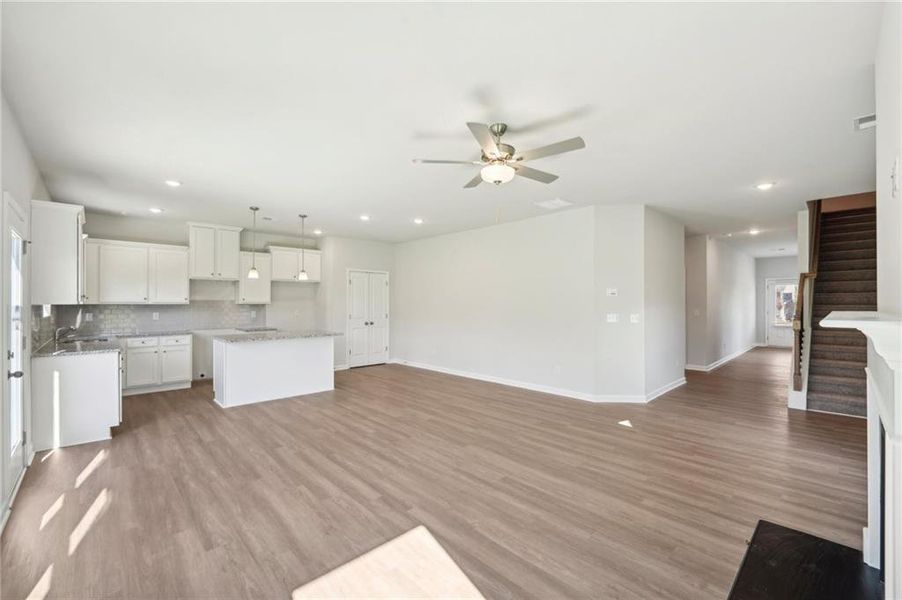 Spacious, unfurnished interior of a new home in Neely Farm, Covington (Image 23).