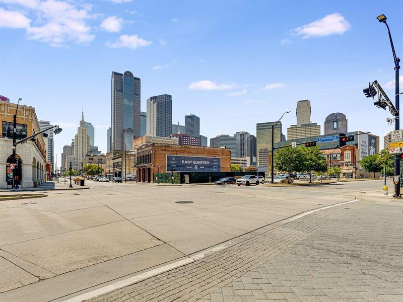 The Cedars is surrounded by some of Dallas's most noteworthy spots; The Farmers Market, Bishop Arts, the Design District, Klyde Warren Park, Southside Ballroom & Gilley's of Dallas, AT&T Discovery District, Reunion Tower, Dallas Museum of Art, Pioneer Plaza, Downtown & Uptown.