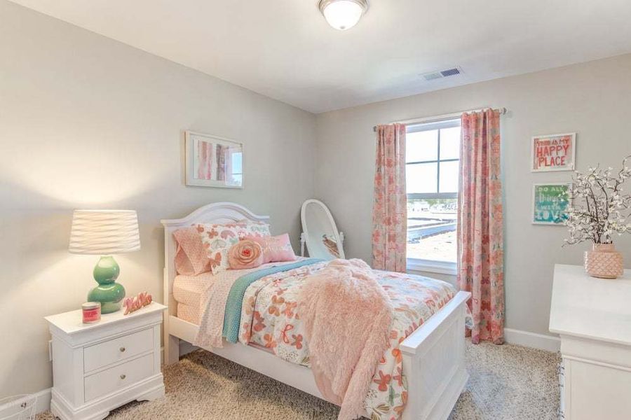 Representative furnished interior of a home built from the Drayton by Caviness & Cates Communities in Bartlett Manor, Youngsville (Image 60).