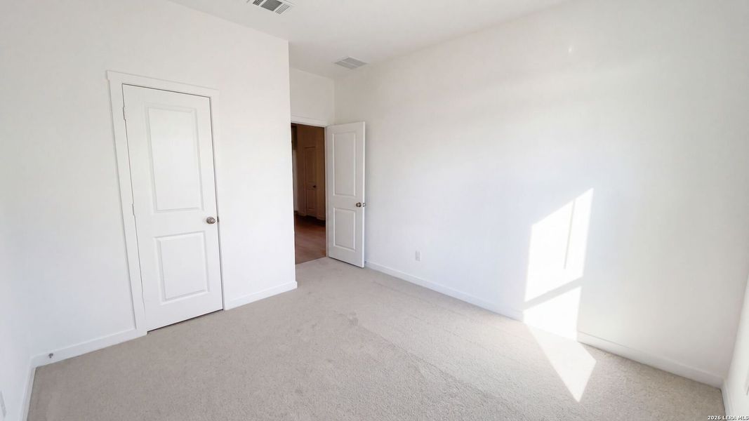 Spacious, unfurnished interior of a new home in Waterwheel, San Antonio (Image 31).