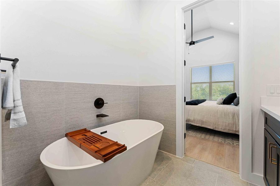 Primary bathtub Primary bathtub