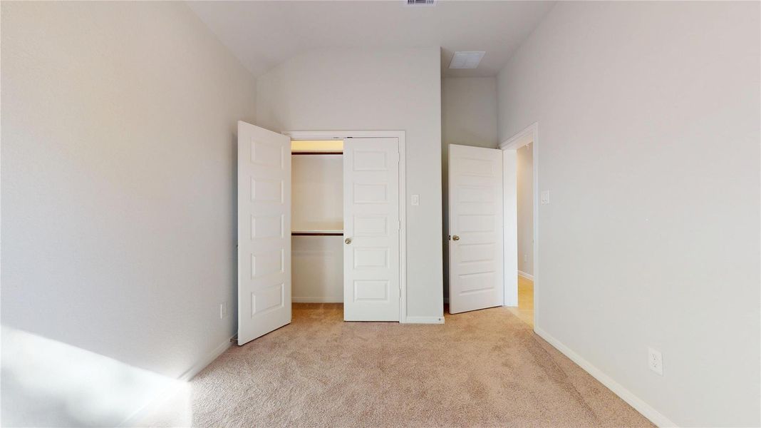 Spacious, unfurnished interior of a new home in East Gate Villas, Willis (Image 24).