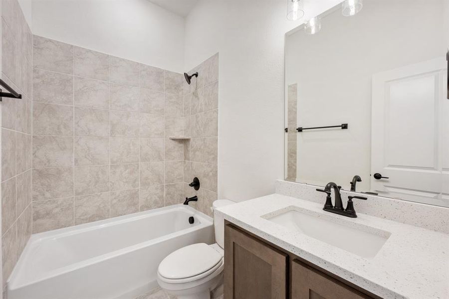 Furnished interior view inside a new home in Ridge Ranch Classic 60, Mesquite (Image 14).