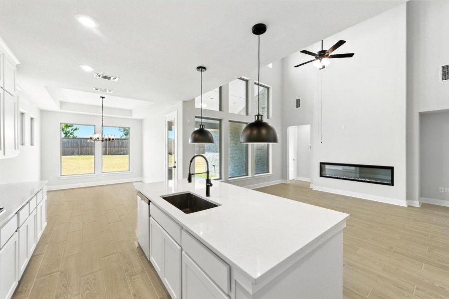 Representative image. Features, specifications, selections and colors may vary. Representative image. Features, specifications, selections and colors may vary.