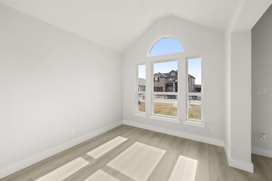 Spacious, unfurnished interior of a new home in Westside Preserve, Midlothian (Image 14).