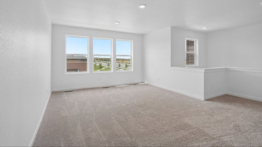 Loft with open layout and natural light. Loft with open layout and natural light.