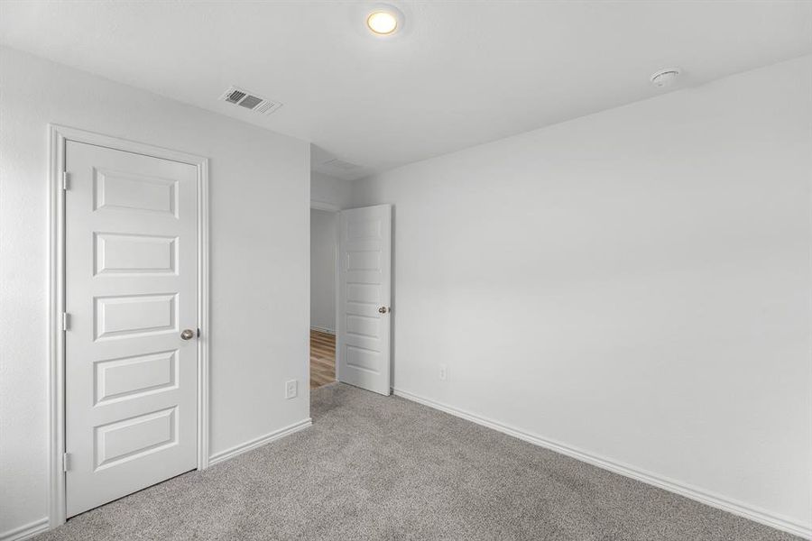 Spacious, unfurnished interior of a new home in Reserve at Mallard Lakes, Orange (Image 19). Spacious, unfurnished interior of a new home in Reserve at Mallard Lakes, Orange (Image 19).