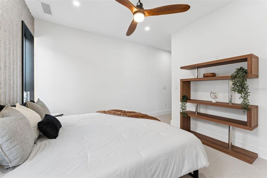 Furnished interior view inside a new home in , New Smyrna Beach (Image 16).