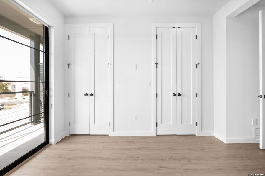 Spacious, unfurnished interior of a new home in , New Braunfels (Image 14).