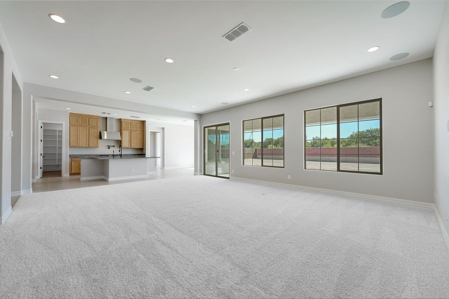Spacious, unfurnished interior of a new home in Ellsworth Ranch, Queen Creek (Image 38). Spacious, unfurnished interior of a new home in Ellsworth Ranch, Queen Creek (Image 38).