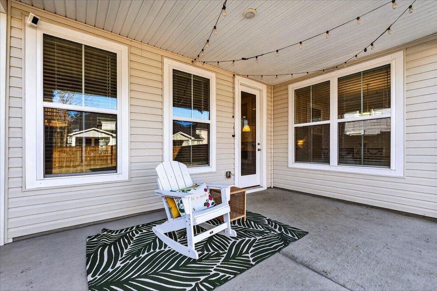 Exterior details and patio area of a home in Windsor Crossing, North Charleston (Image 4).