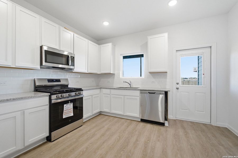 Furnished interior view inside a new home in Garden Grove, San Antonio (Image 3).