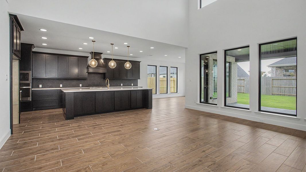 Spacious, unfurnished interior of a new home in Grange, Katy (Image 10).
