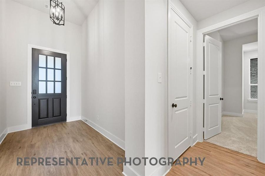 Spacious, unfurnished interior of a new home in Canyon Creek Estates, Sherman (Image 12).