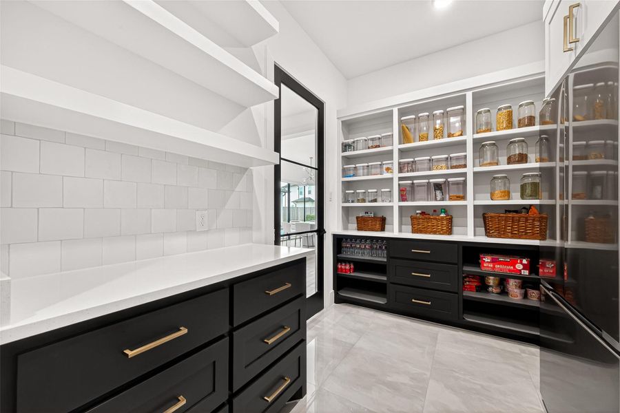Abundant cabinetry for pantry items!