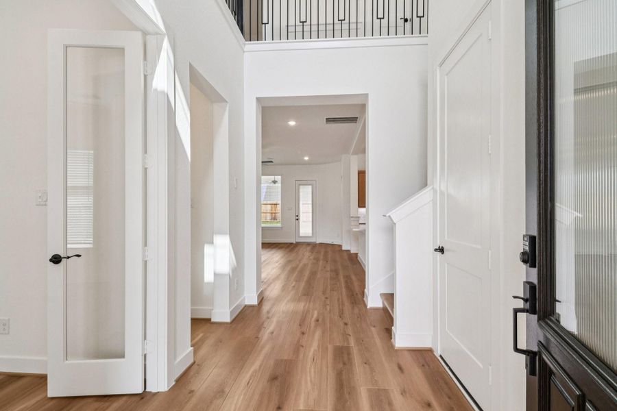 Spacious, unfurnished interior of a new home in The Highlands, Porter (Image 41).