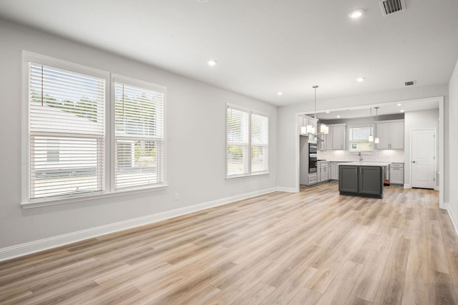 Spacious, unfurnished interior of a new home in Del Webb Savannah at Heartwood, Richmond Hill (Image 36). Spacious, unfurnished interior of a new home in Del Webb Savannah at Heartwood, Richmond Hill (Image 36).