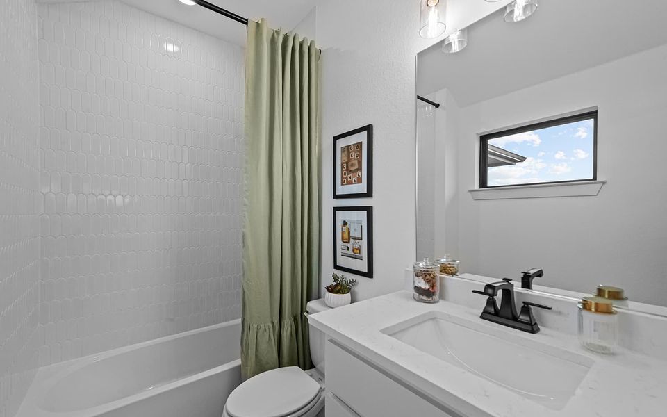 Furnished interior view inside a new home in 40' Traditional Homes at The Grove Frisco, Frisco (Image 5). Furnished interior view inside a new home in 40' Traditional Homes at The Grove Frisco, Frisco (Image 5).