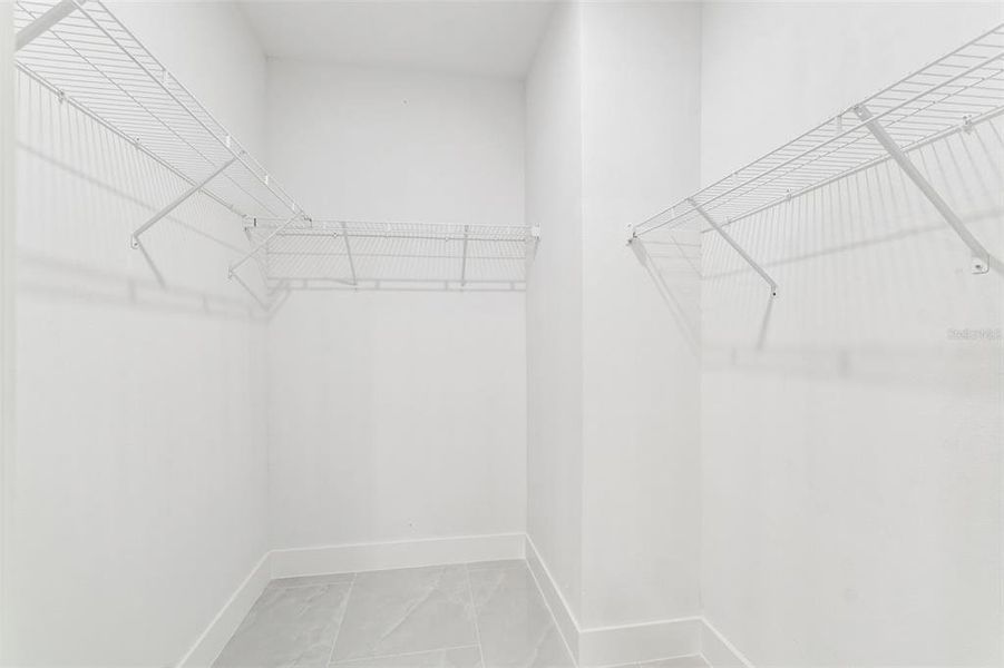 Spacious, unfurnished interior of a new home in , Brooksville (Image 19).