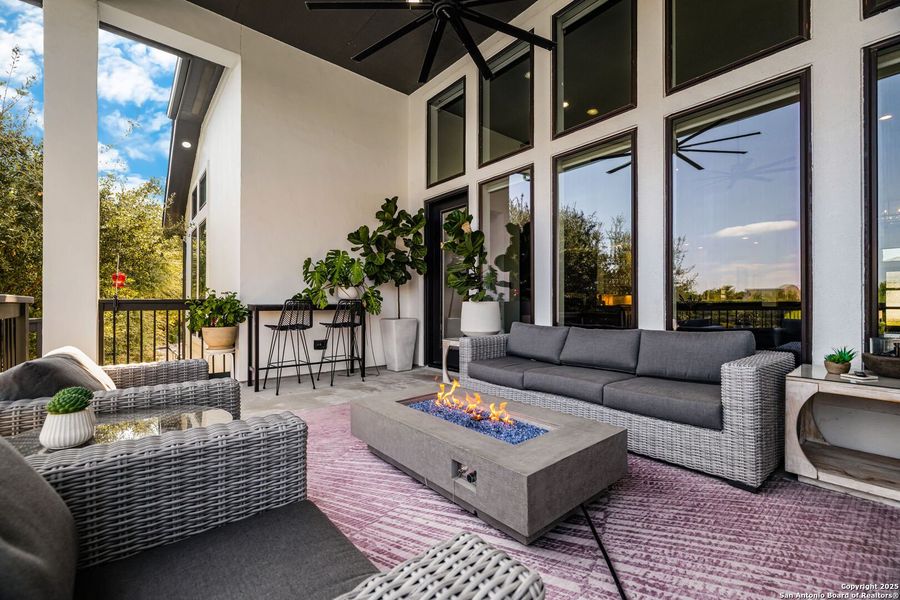 Image 32 of a home in Vintage Oaks. Image 32 of a home in Vintage Oaks.