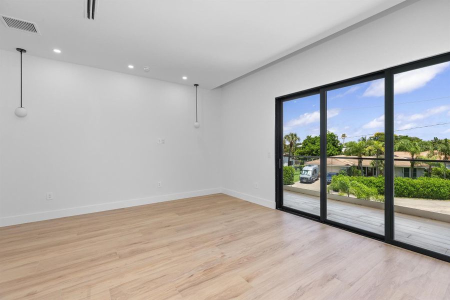 Spacious, unfurnished interior of a new home in , Boca Raton (Image 22). Spacious, unfurnished interior of a new home in , Boca Raton (Image 22).
