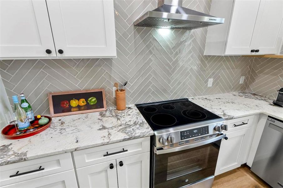 Furnished interior view inside a new home in , Palm Coast (Image 25).