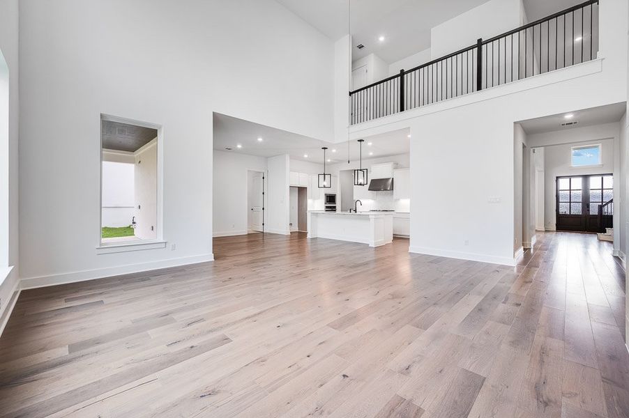 Representative unfurnished interior of a home built from the Palladium by Taylor Morrison in Travisso Naples Collection, Leander (Image 10).
