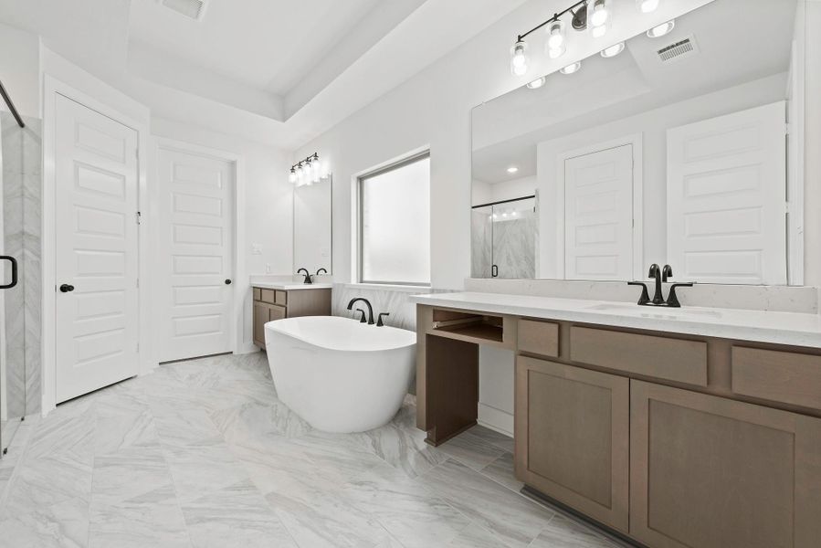 Representative image. Features, specifications, selections and colors may vary.