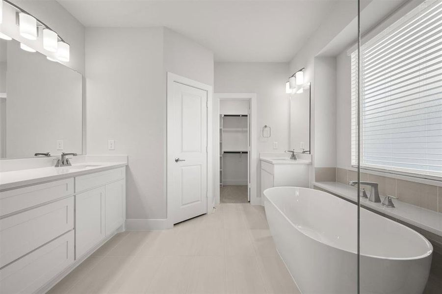 Furnished interior view inside a new home in Oaks of North Grove, Waxahachie (Image 13).