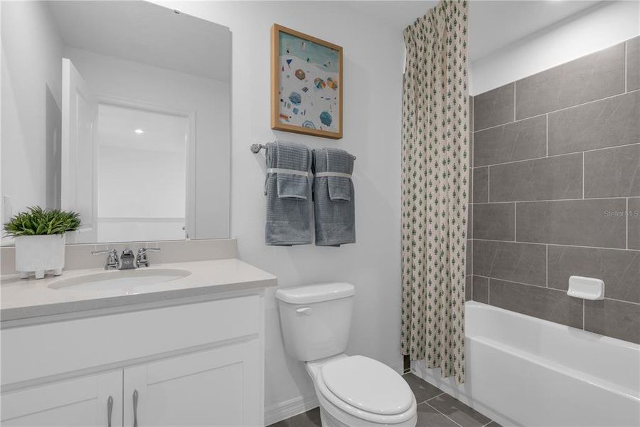 Furnished interior view inside a new home in , Tavares (Image 10).