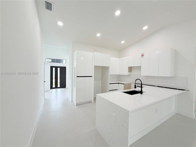 Furnished interior view inside a new home in , Lehigh Acres (Image 5).
