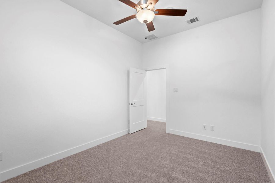 Spacious, unfurnished interior of a new home in Sienna, Missouri City (Image 28). Spacious, unfurnished interior of a new home in Sienna, Missouri City (Image 28).