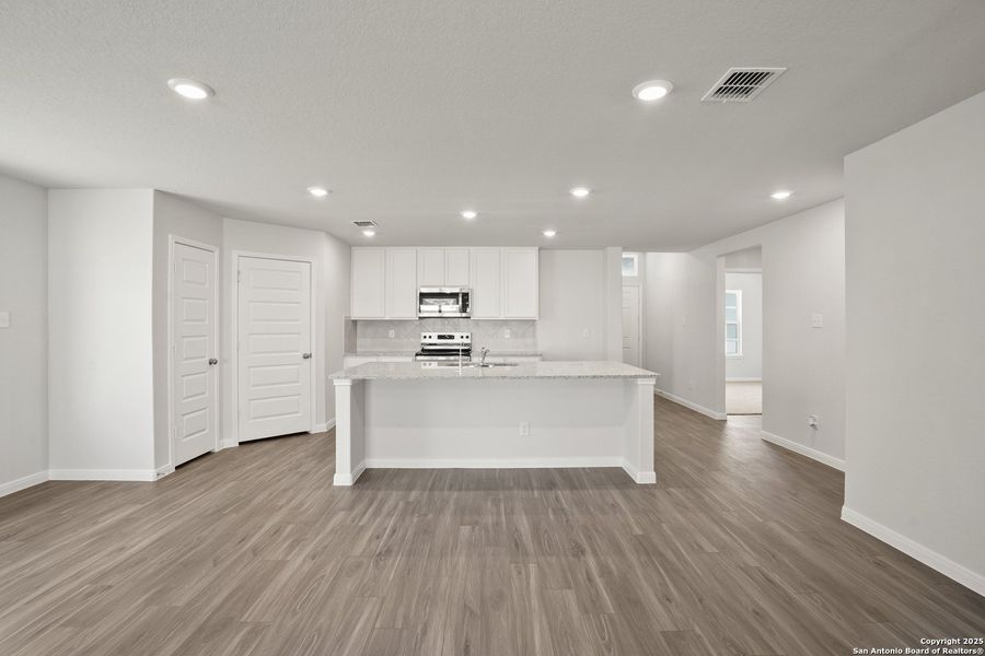 Furnished interior view inside a new home in Swenson Heights, Seguin (Image 11).