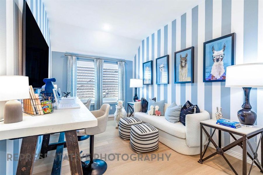 Furnished interior view inside a new home in Star Trail, Prosper (Image 36).